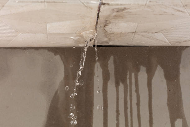 Professional Sewage Cleanup technician working in Luling, TX